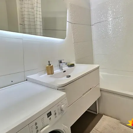 Le Pin Parasol A - 3 Personnes By K6